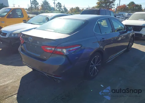2018 Toyota Camry Se from USA, damaged, VIN 4T1B11HK8JU132382